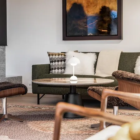 The Crown Of Fjaellen By Hilla * Levi