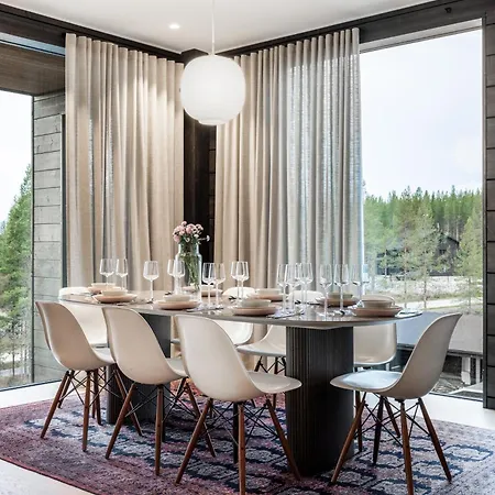 The Crown Of Fjaellen By Hilla Levi