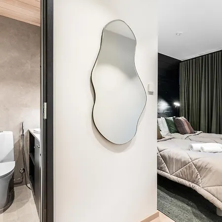 The Crown Of Fjaellen By Hilla *