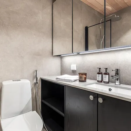 The Crown Of Fjaellen By Hilla * Levi