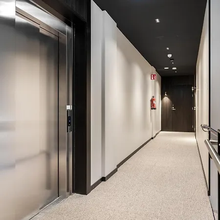 The Crown Of Fjaellen By Hilla * Levi